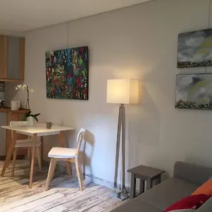  Bed & Breakfast 1 Square Du Docteur Blanche - 16 France