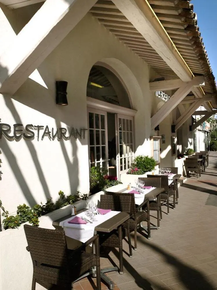 ***  Brit Hotel Confort Le Revest Sainte-Maxime Frankrike